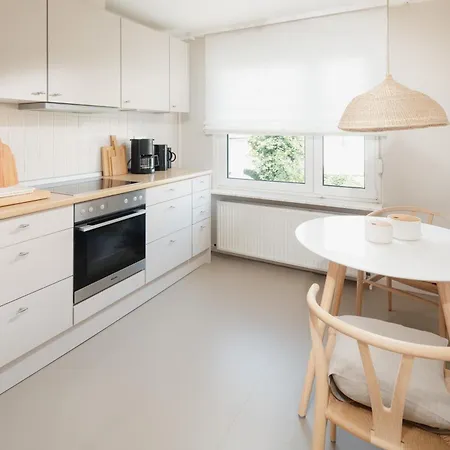 Sandy Apartment *