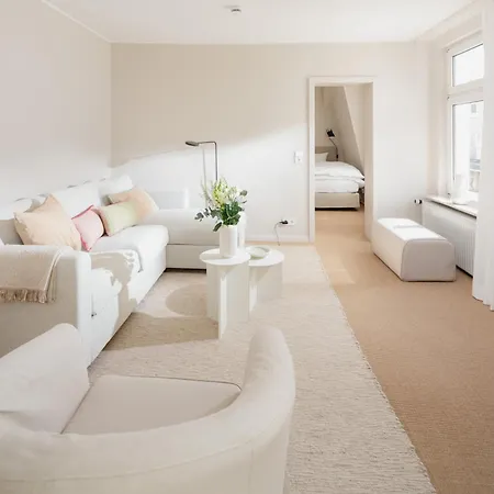 Sandy Apartment *
